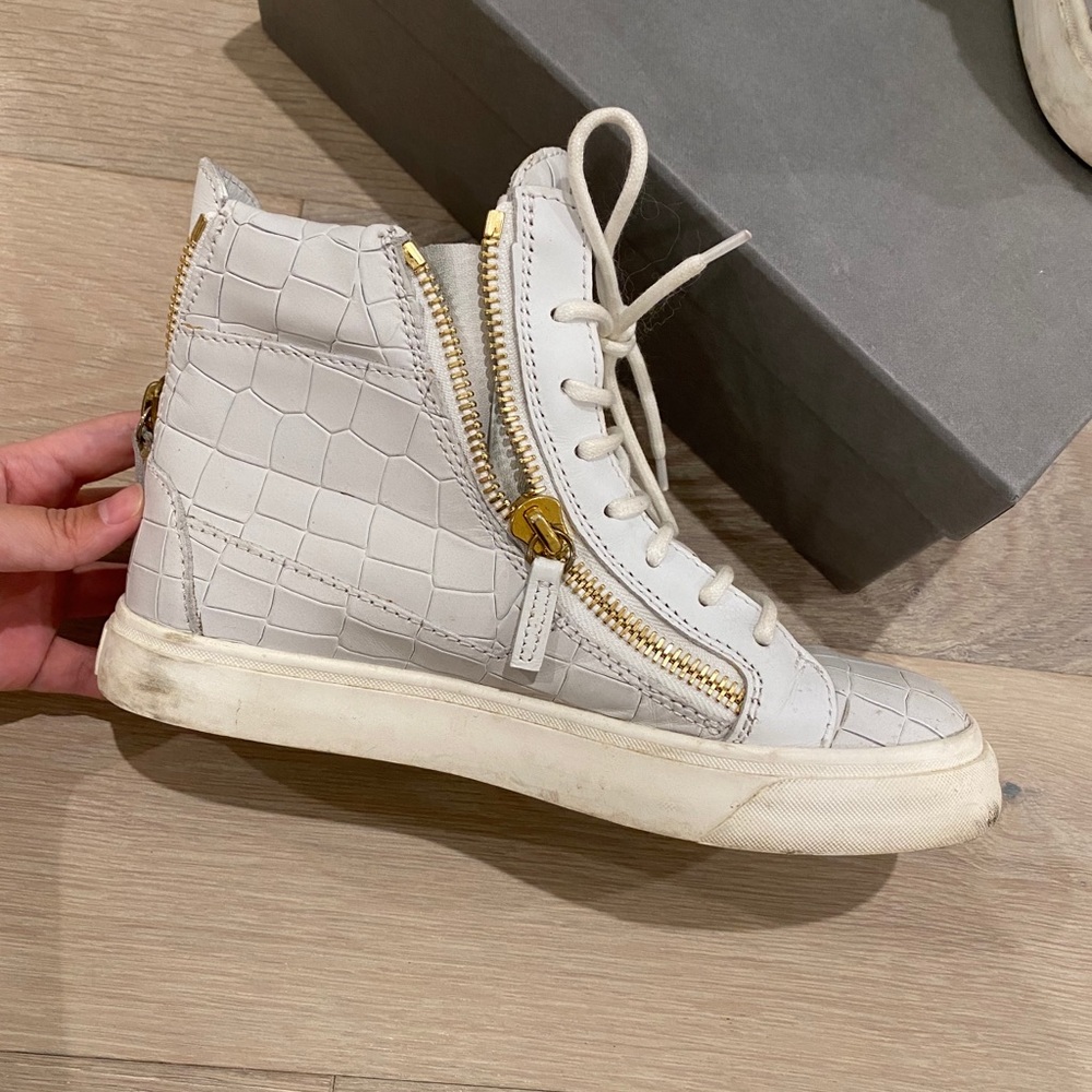 Giuseppe Zanotti Nicki Women’s High-top Sneaker - Picture 5 of 9